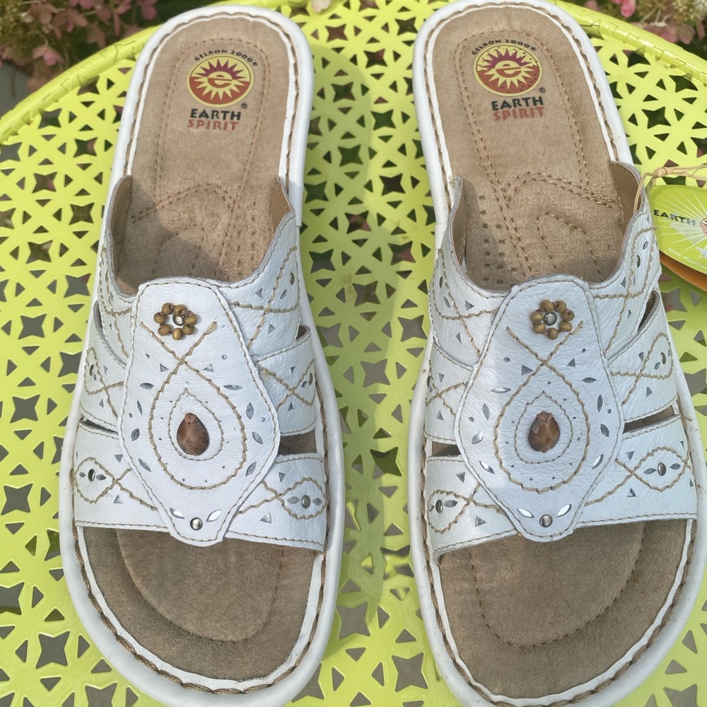 Earth Spirit women’s size 9.5 sandals